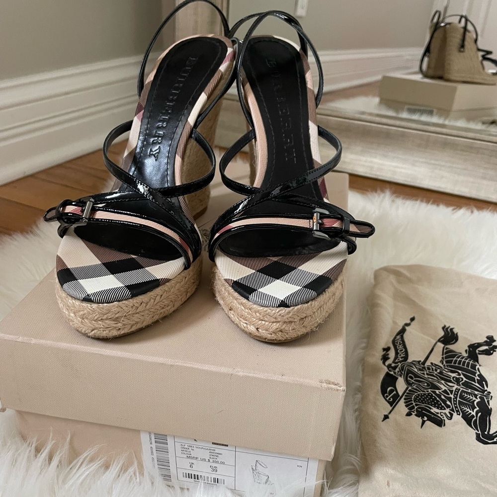 BURBERRY
Nova Check Espadrille Wedge Sandals 39 - Picture 4 of 13